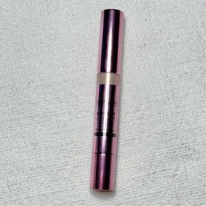 NEW Makeup Revolution Bright Light Highlighter Wand Strobe Champagne